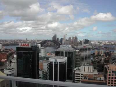 2701 / 77-81 Berry Street, North Sydney
