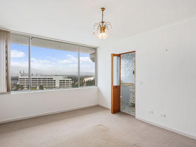 19 / 28 Cliff Road, Wollongong