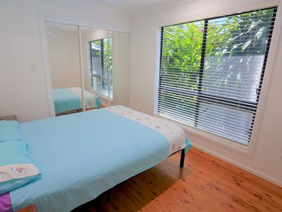 142 Schofield Parade, Keppel Sands