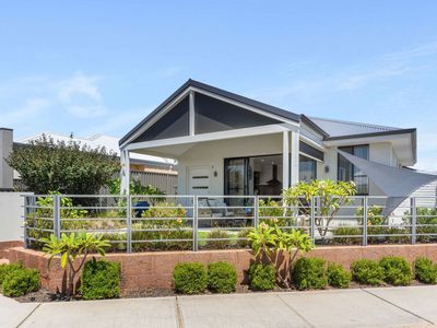 1 Karapiro Street, Champion Lakes