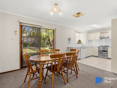 25 Deakin Drive, Flora Hill