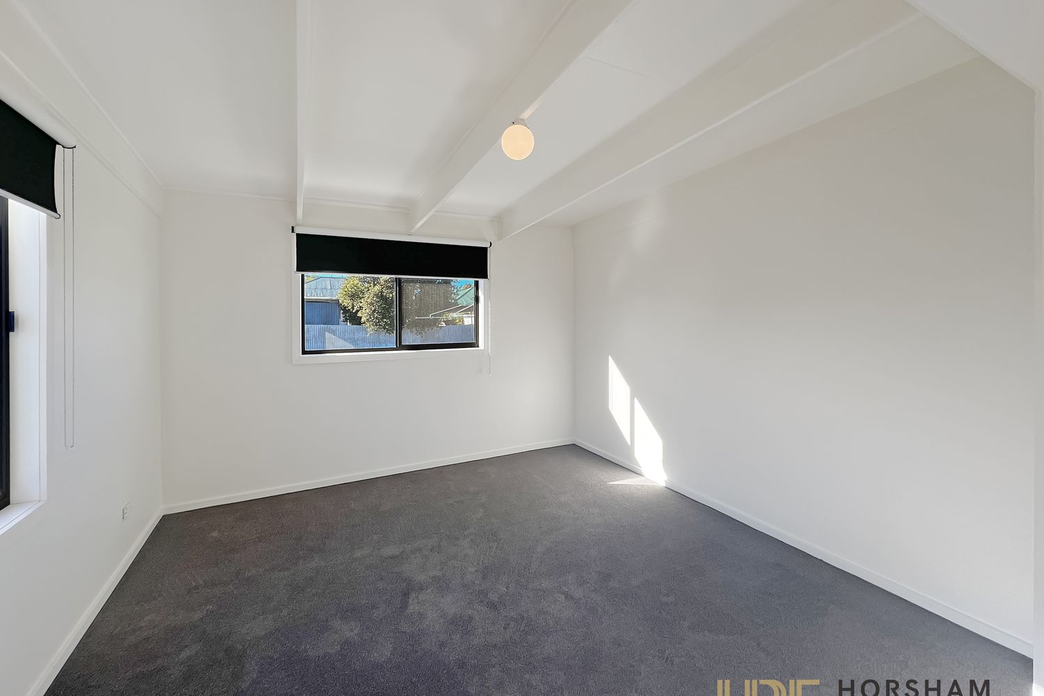 6 Queen Street, Horsham