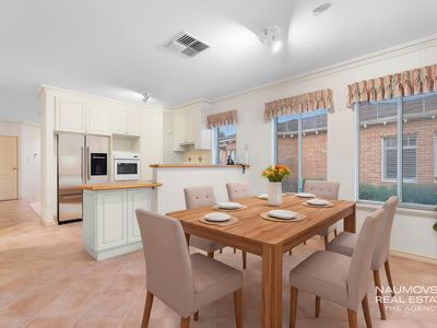 2 / 2 Welburn Street, Nollamara