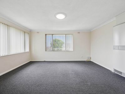 1 / 18 Southbar Road, Karabar