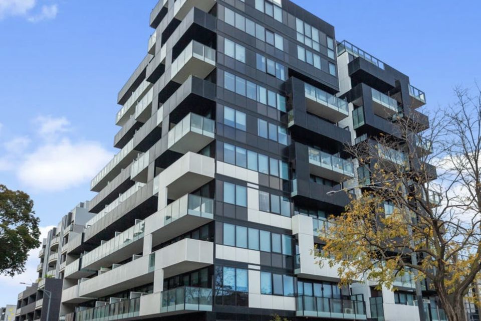 301 / 8 Garden Street, South Yarra