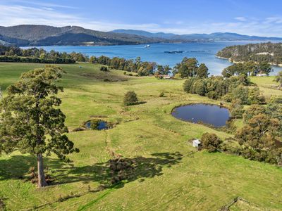 5703 Huon Highway, Surges Bay