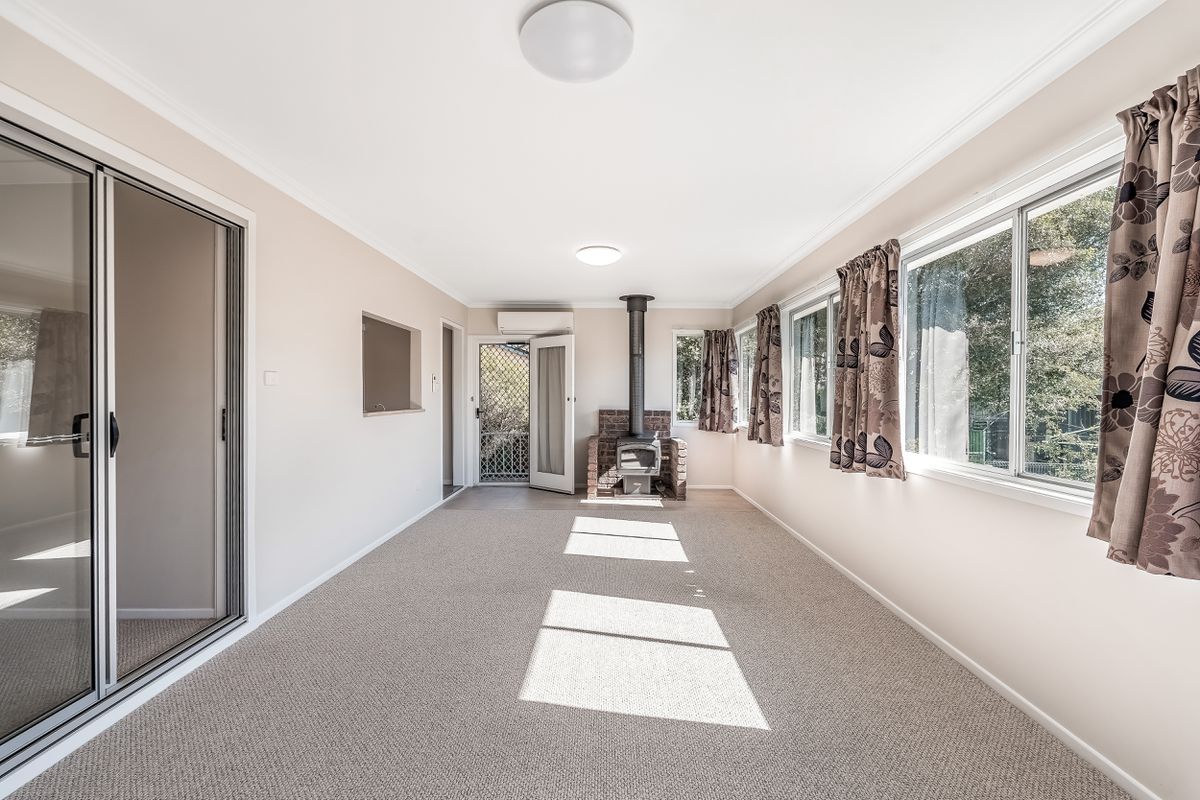 16 Eden Place, Girards Hill