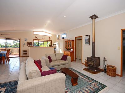 38 KARRASCHS ROAD, Dundowran