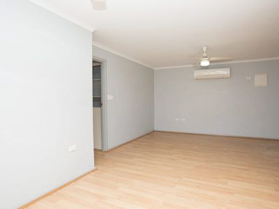 5 / 10 Dulverton Terrace, South Hedland