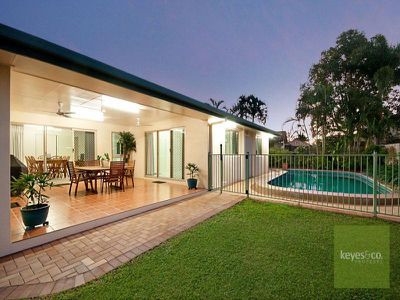 2 Carisbrooke Court, Annandale