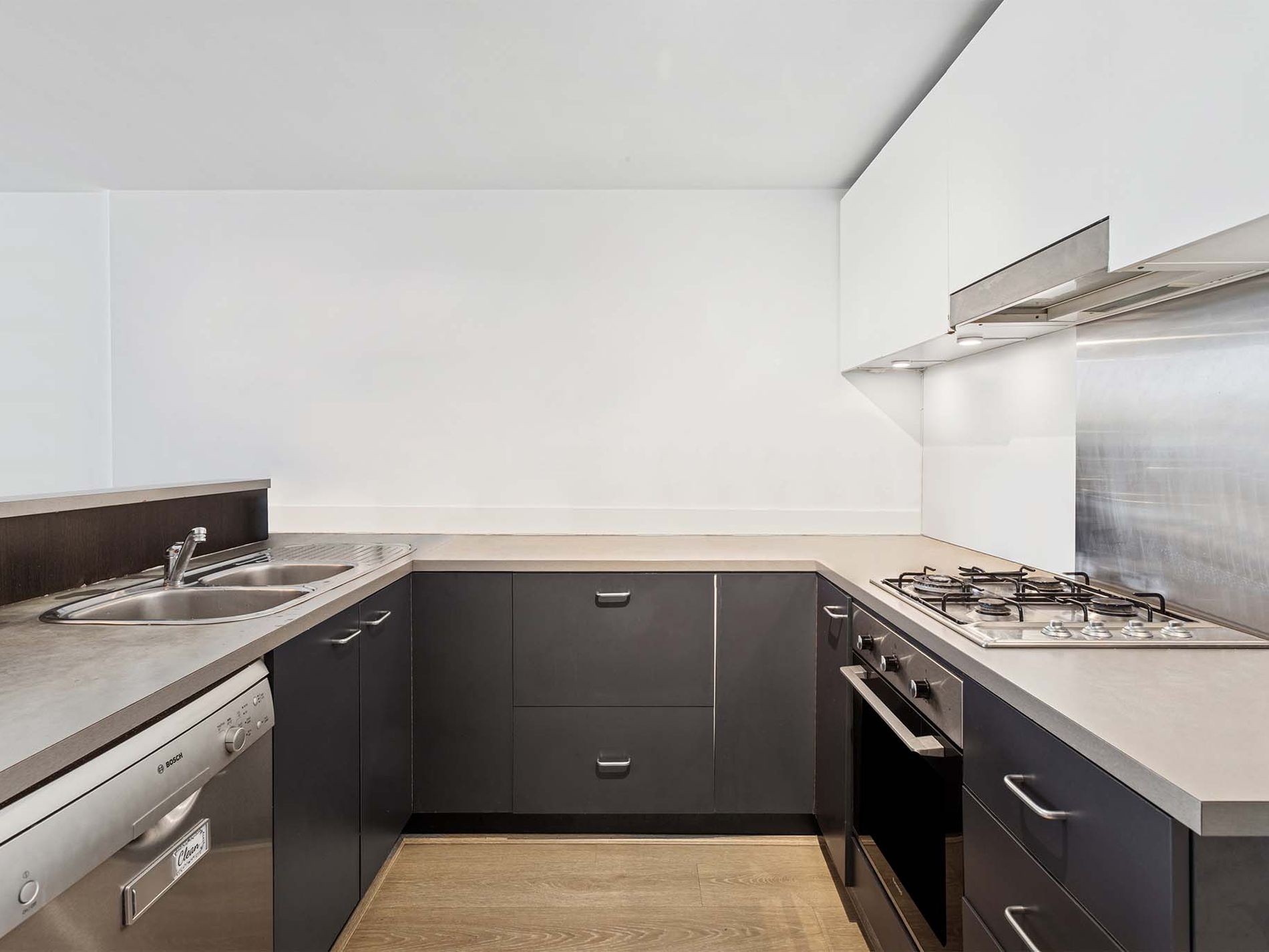 252 Botany Road , Alexandria