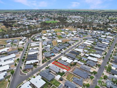 1/10 Dellar Crescent, Horsham