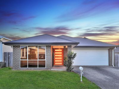 7 Alabaster Drive, Logan Reserve