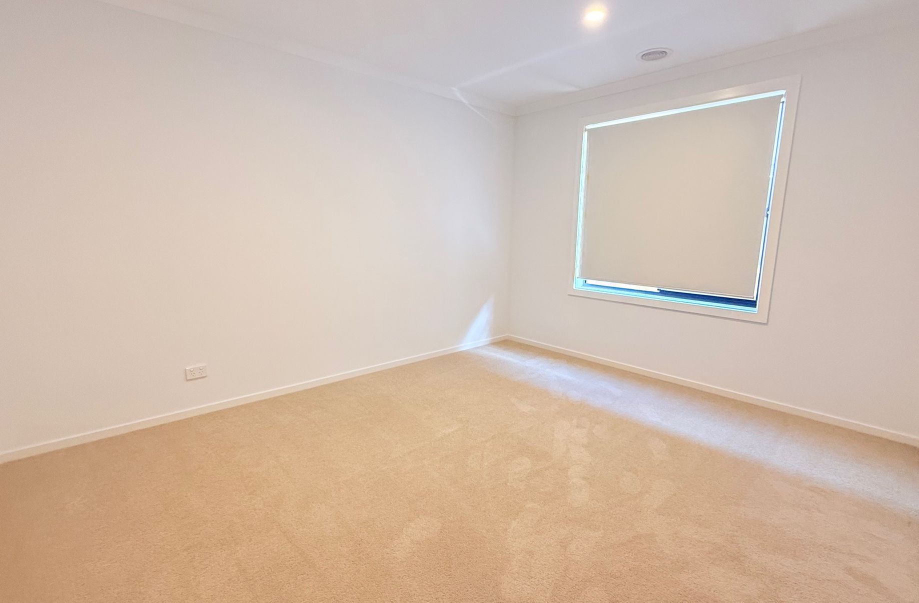 14 Yard St, Mambourin