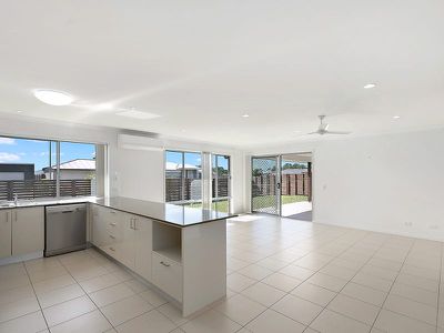 6 Evans Road, Urraween