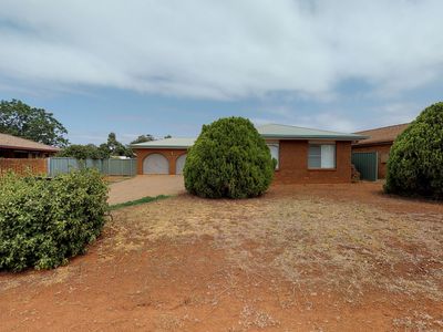 5 Eyre Street, Dubbo