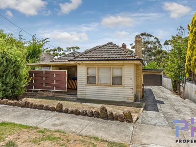 15 Moray Crescent, North Bendigo