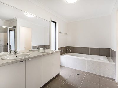905 Beenleigh Road, Runcorn