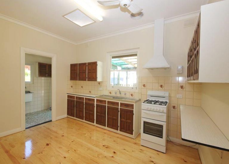131 Oaklands Road, Warradale