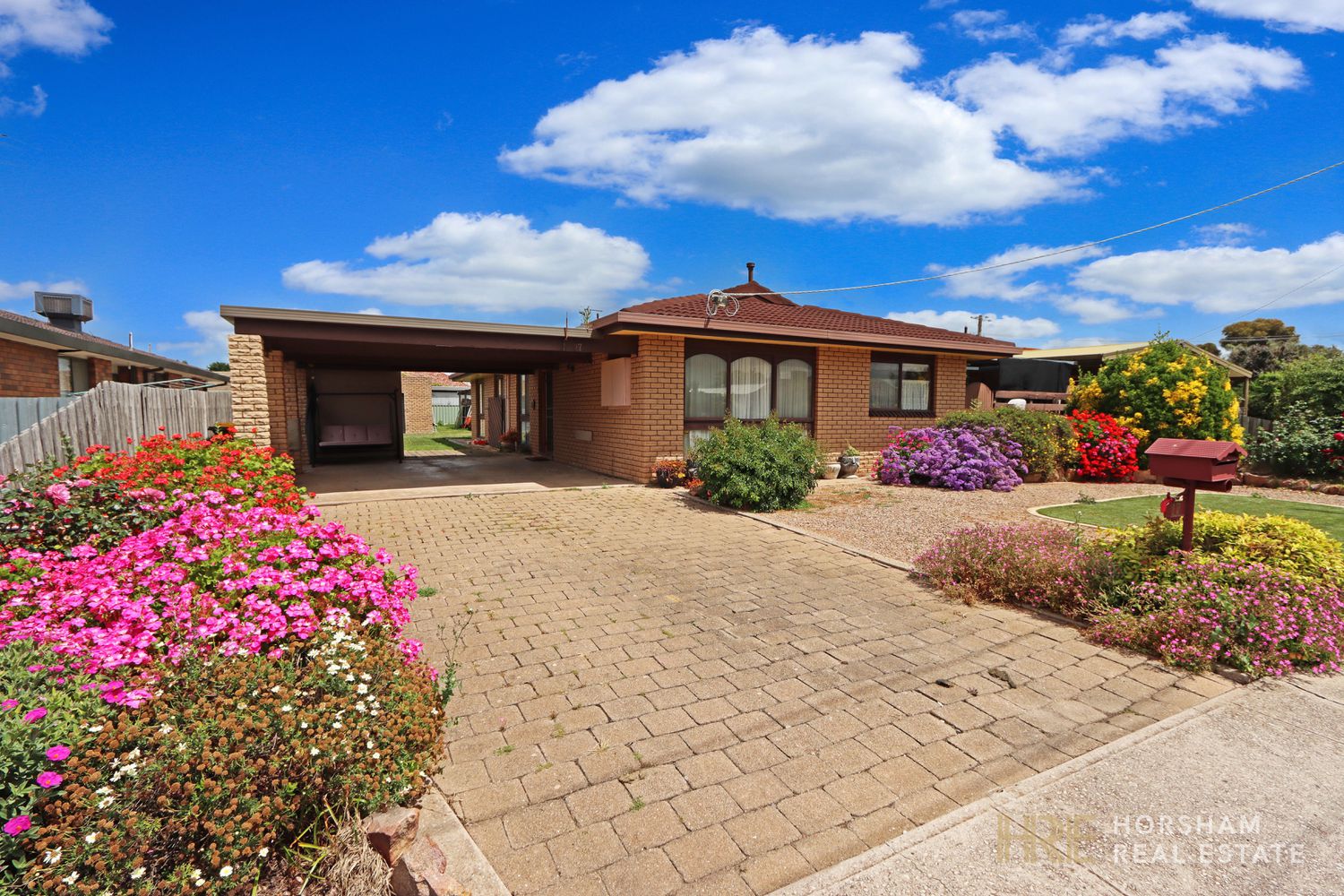 17 Schwarz Avenue, Horsham