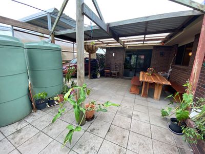 24 South Street, Urangan