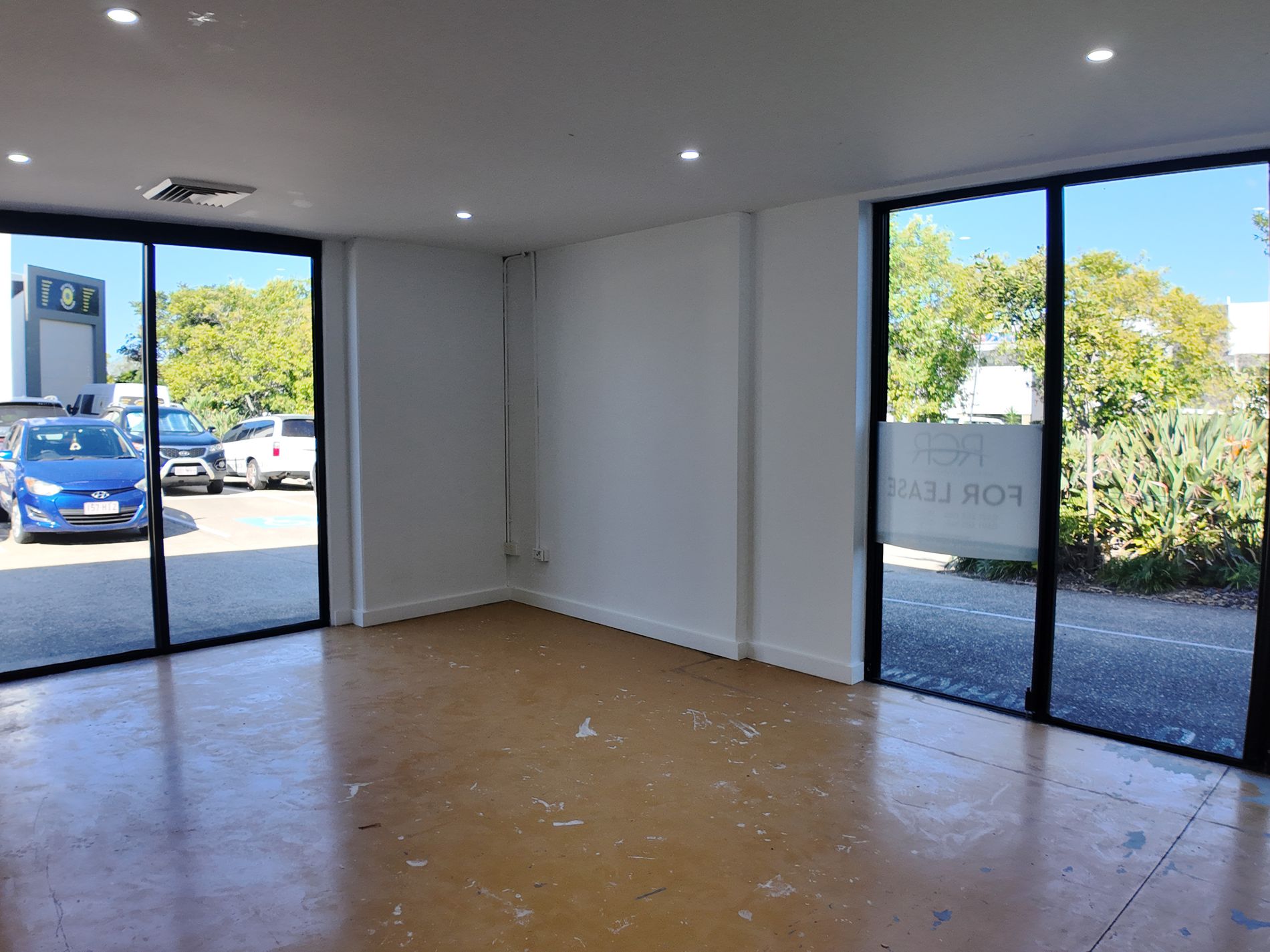 2 / 33 Township Drive, Burleigh Heads