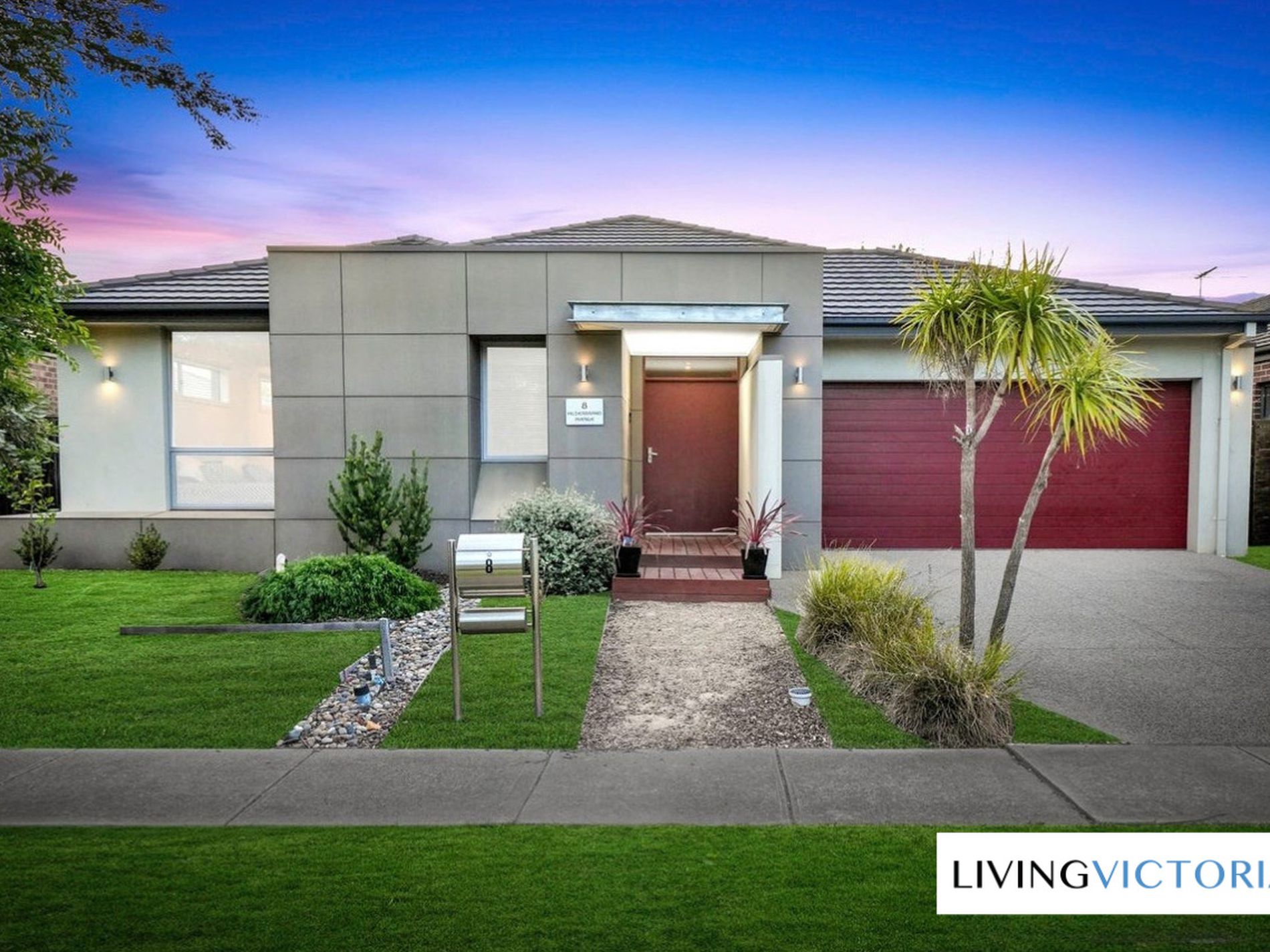 8 Hilderbrand Avenue, Williams Landing