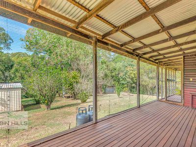 417 Davis Road, Jiggi