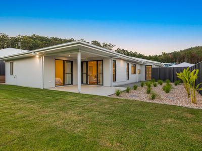 52 Treeline Circuit, Mooloolah Valley