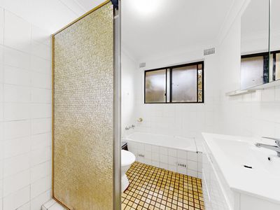 4 / 19 Helen Street, Westmead