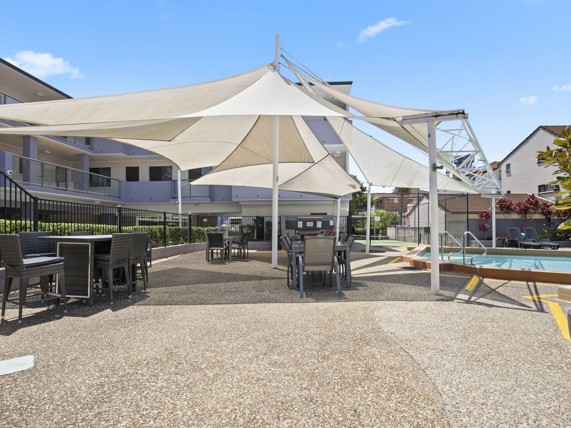 29 / 136 Marine Parade, Southport