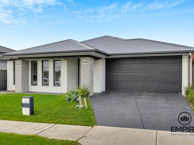 68 Yaralla Circuit, Clyde