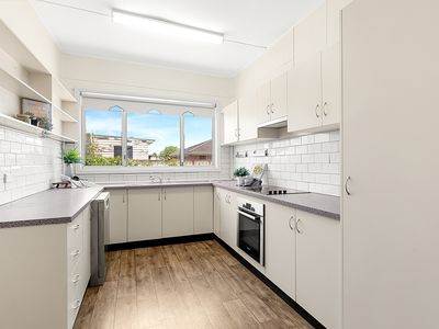 88 Government Road, Weston