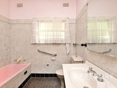 82-84 Kyle Parade, Kyle Bay