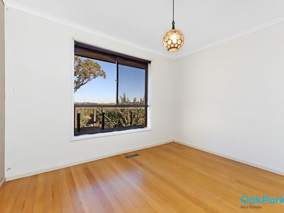 81 New Road, Oak Park