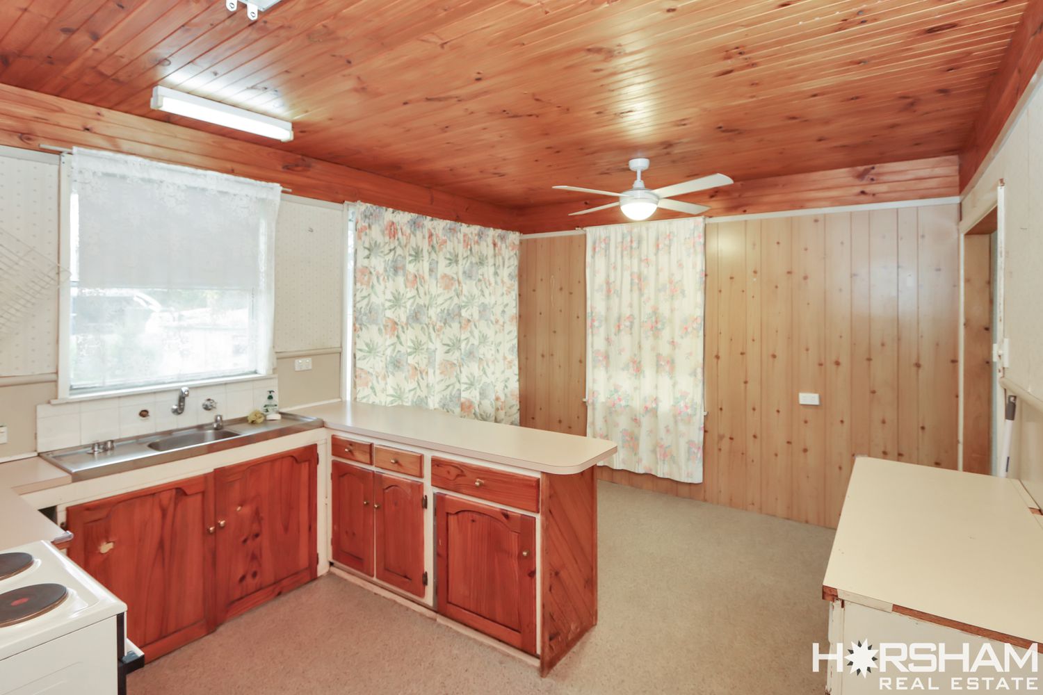21 Hennessy Street, Horsham