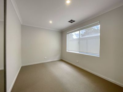 11 Park Road, Byford