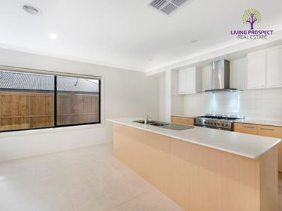 185 Saltwater Promenade, Point Cook