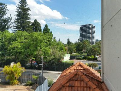 15 / 134 Mill Point Road, South Perth