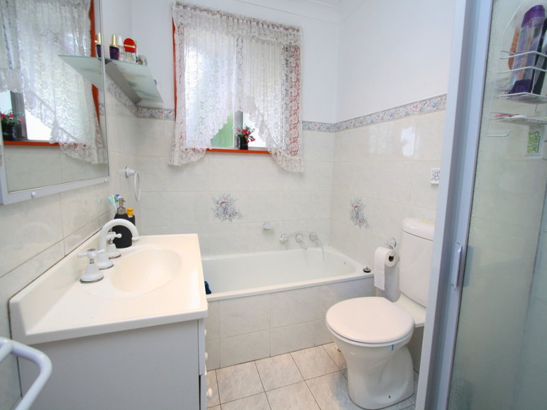 25 Cumberland Avenue, Georges Hall