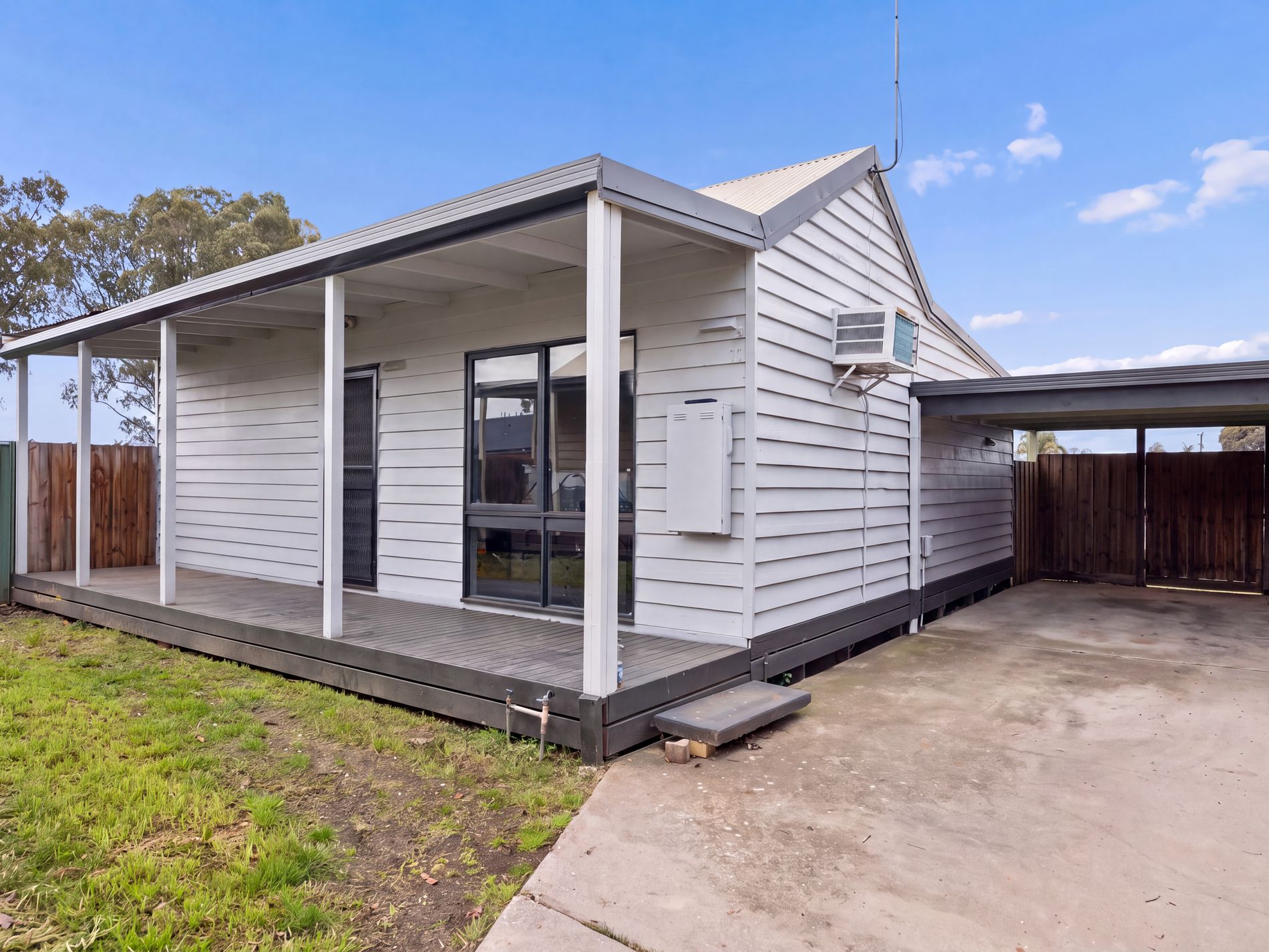 11 / 2-6 Albert Street, Seymour