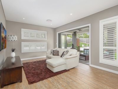 8 Pedrick Place, Dundas Valley