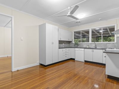 10 Yulan Street, Inala