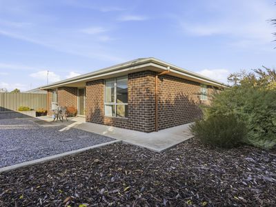 7 / 172 Wellington Street, Longford