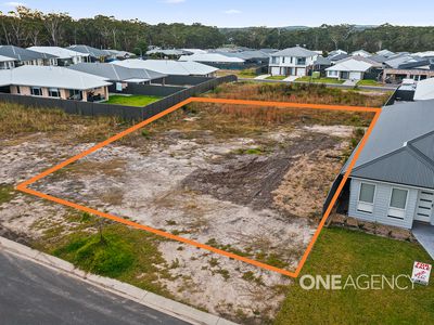 17 Lancing Avenue , Sussex Inlet