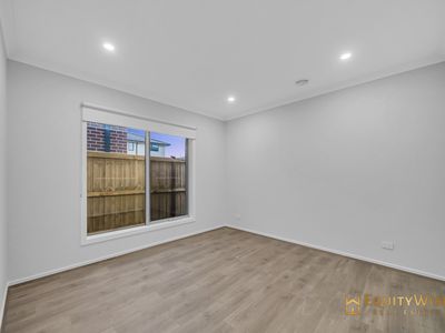 36 Homecrest Crescent, Wyndham Vale