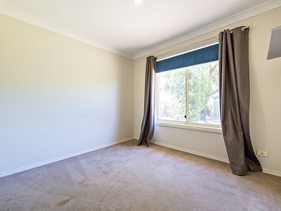 24 Grangewood Drive, Dubbo