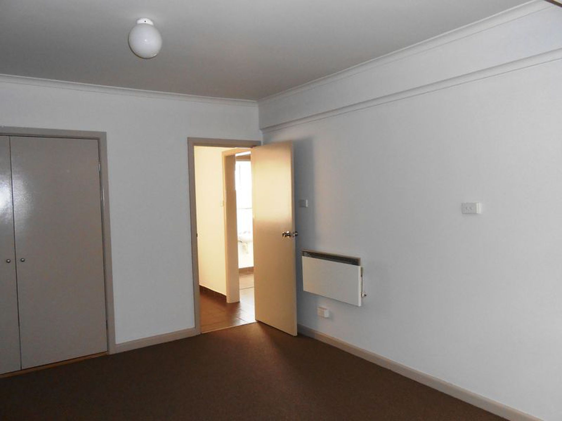 2 / 159-161 Roslyn Road, Belmont