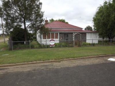 73 Tenterfield st, Deepwater