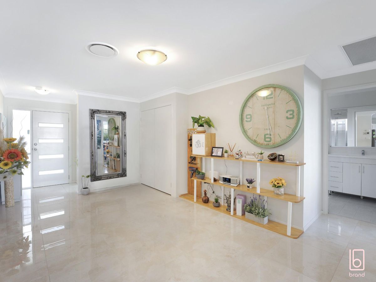 2 / 29 Dahlia Avenue, Hamlyn Terrace